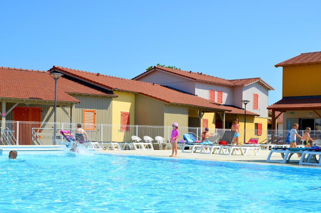 Lagrange Grand Bleu Vacances – Résidence La Grenadine Marseillan  Exterior foto
